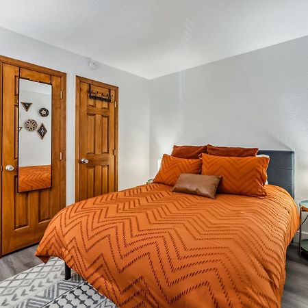 French Street Retreat Walk Everywhere Breckenridge Bagian luar foto